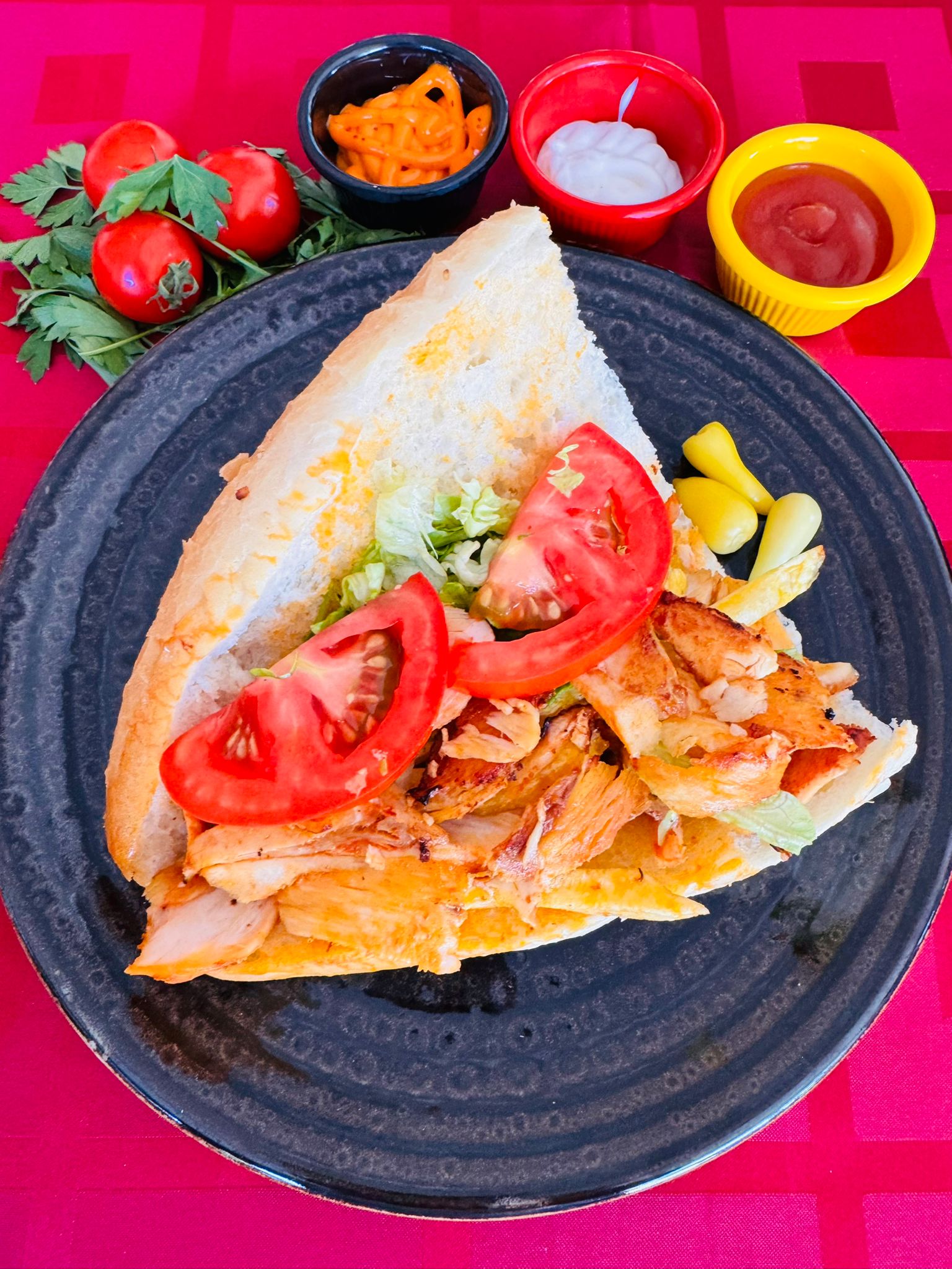 Yarım Ekmek Arası Döner